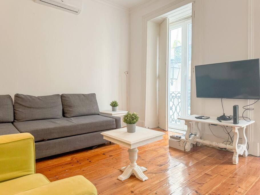 Home Mais Mouros Lisbon Exterior photo